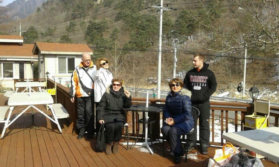 Fermata Pension Пьончан Екстериор снимка